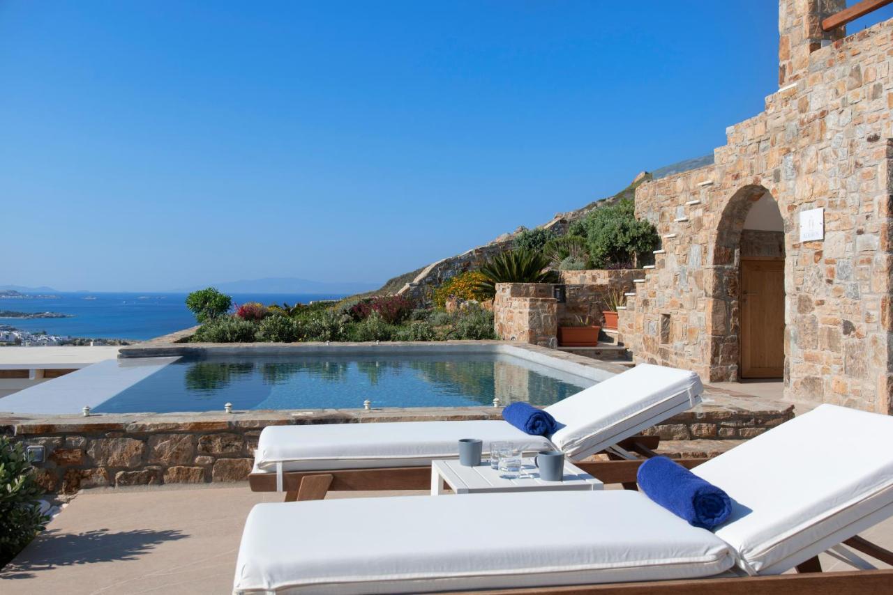 Naxos Rock Willa *